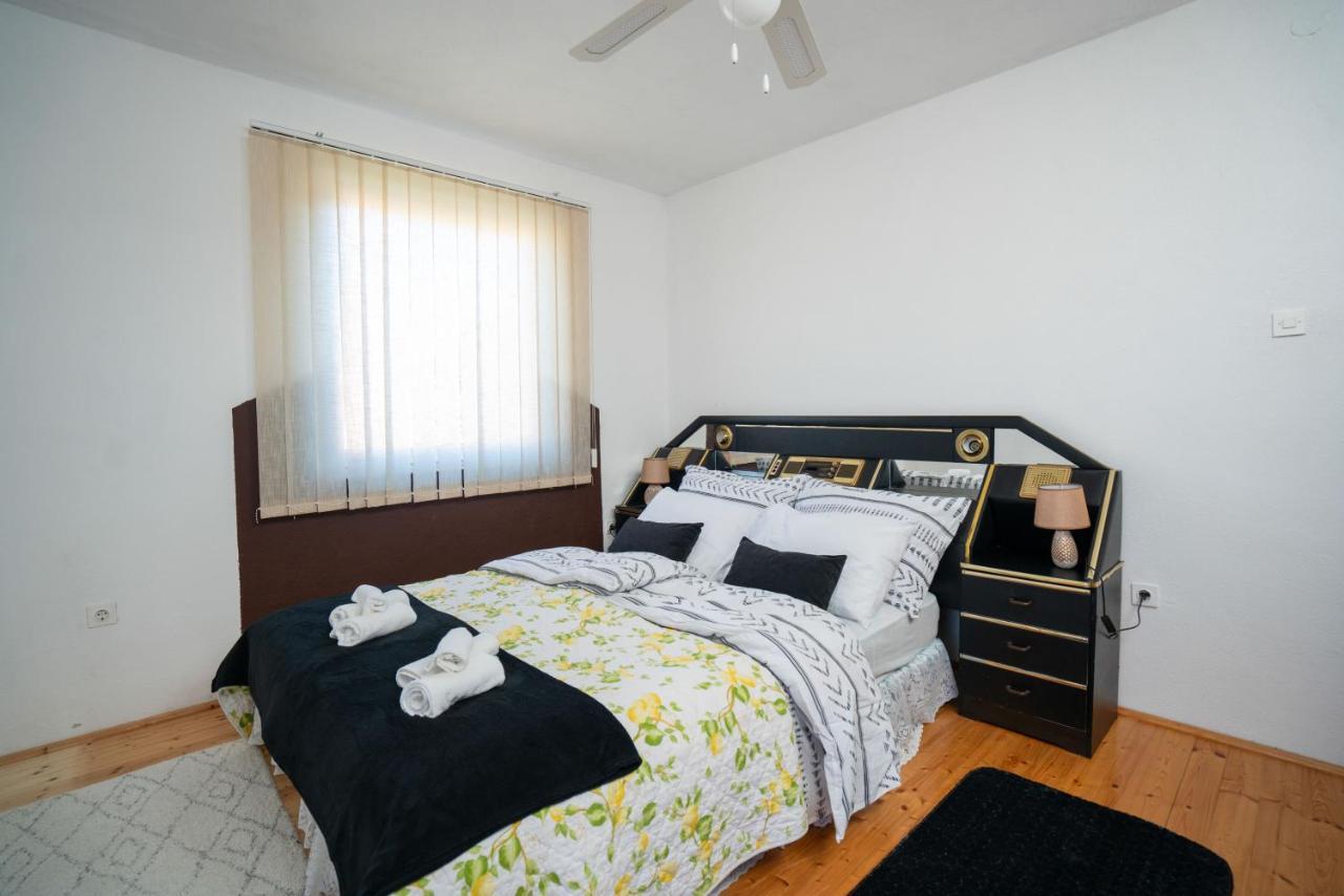 Holiday home Kuca Za Odmor Jozic Golubic (Zadar)