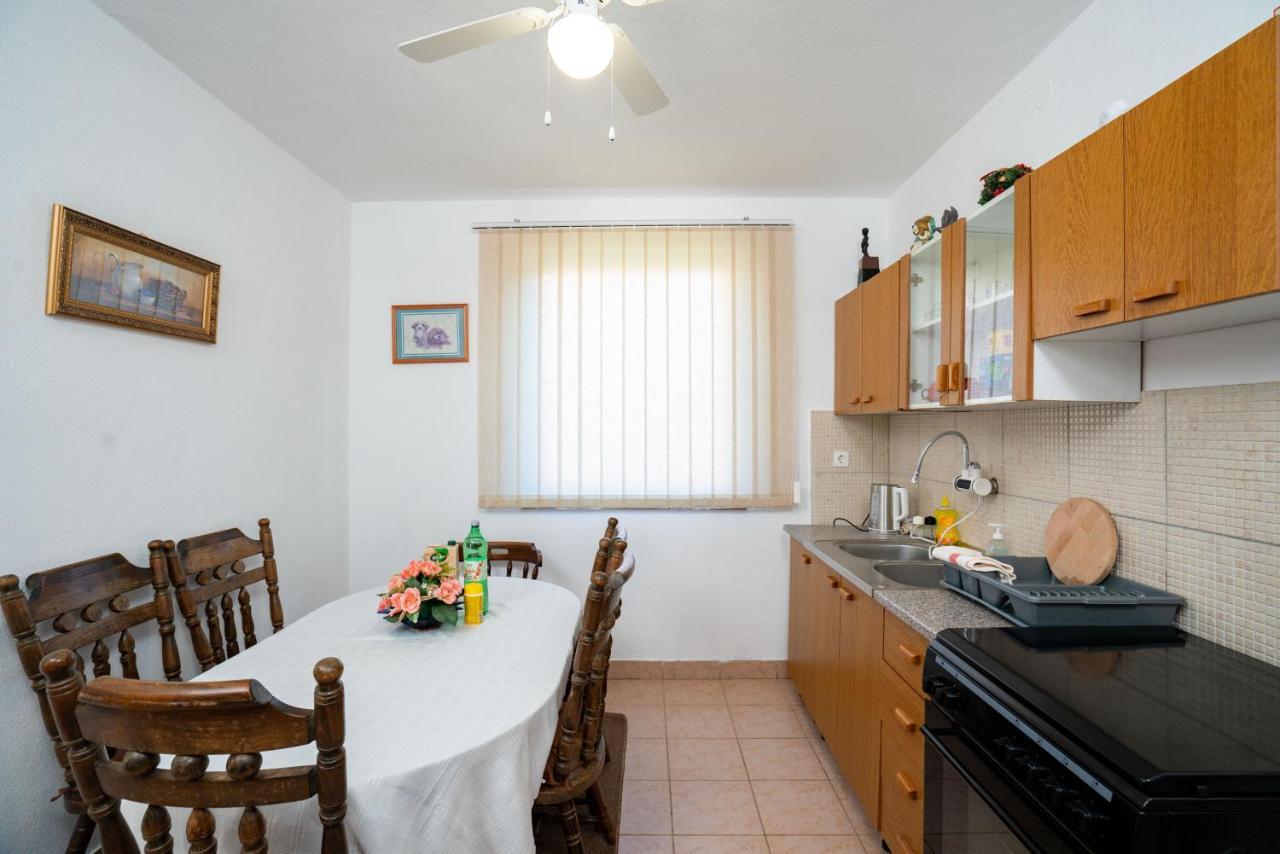 Kuca Za Odmor Jozic Holiday home *